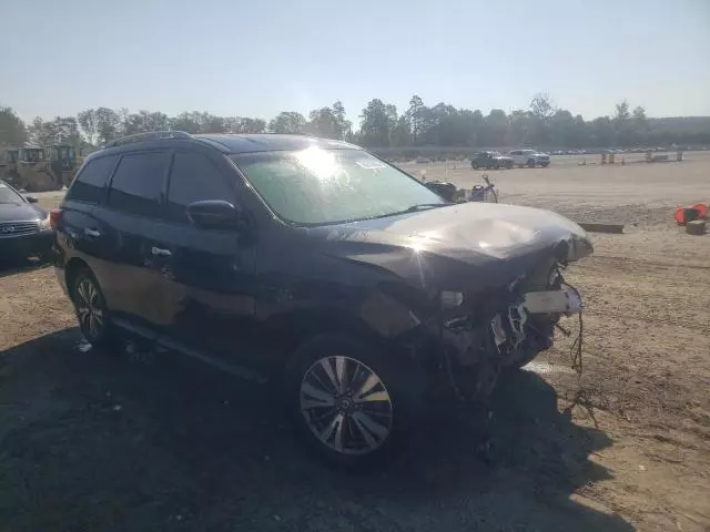 2020 Nissan Pathfinder SL