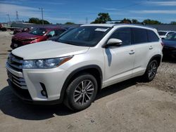 Salvage cars for sale from Copart Franklin, WI: 2017 Toyota Highlander SE