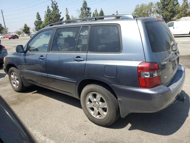 2004 Toyota Highlander Base