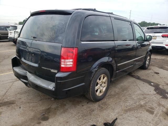 2009 Chrysler Town & Country Touring