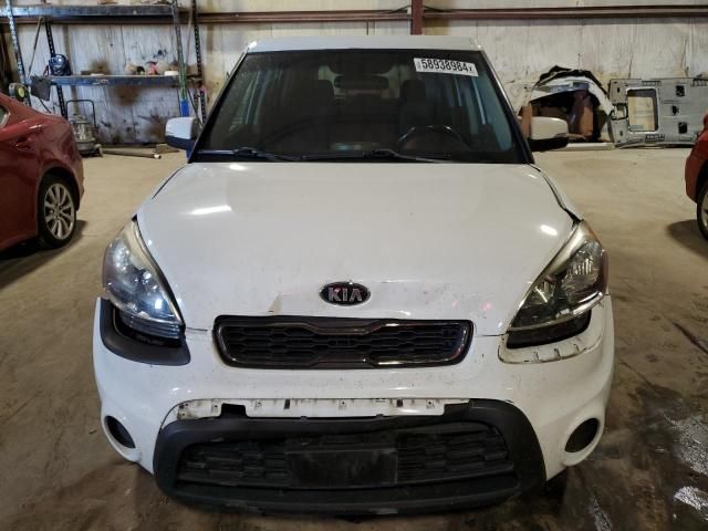 2013 KIA Soul +