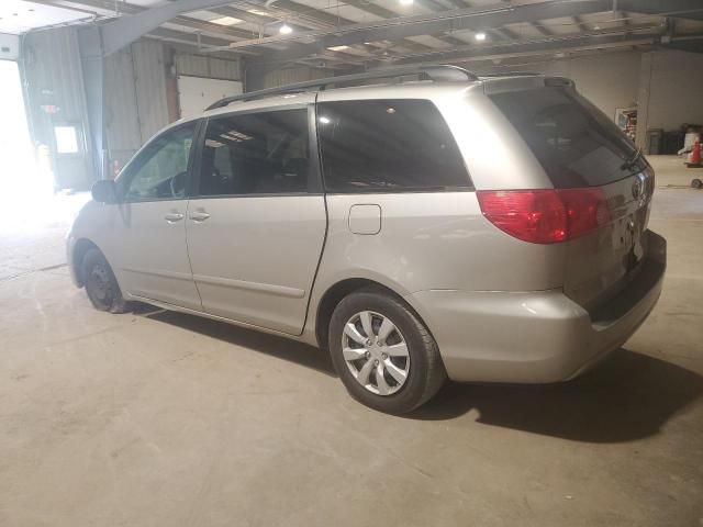 2010 Toyota Sienna CE