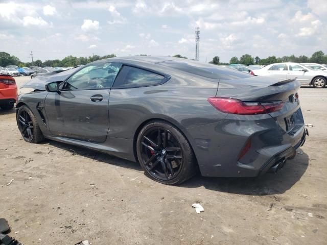 2022 BMW M8