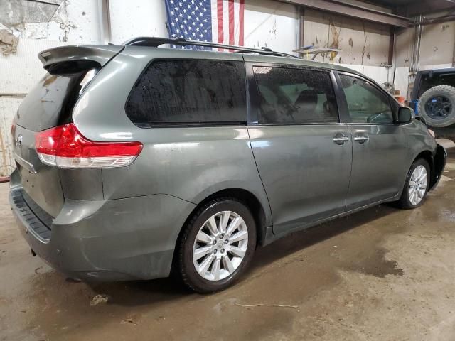 2011 Toyota Sienna XLE