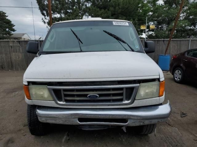 2006 Ford Econoline E350 Super Duty Wagon