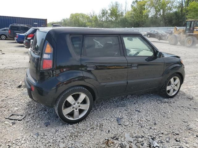 2010 KIA Soul +