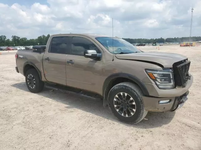 2021 Nissan Titan SV