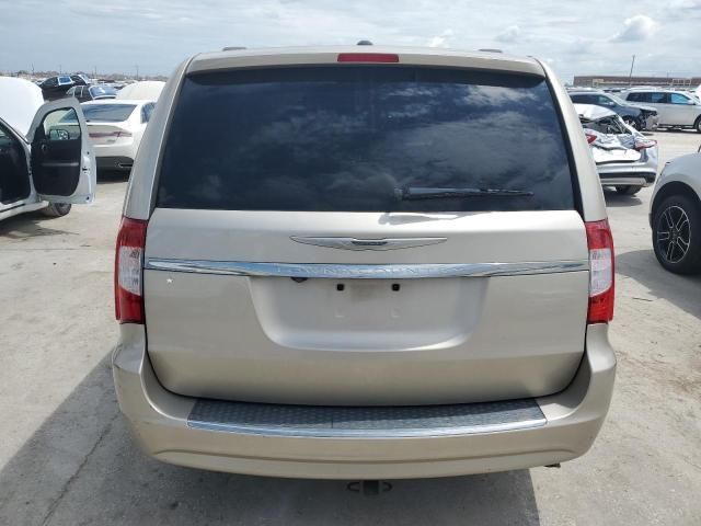 2014 Chrysler Town & Country Touring