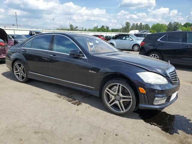 2010 Mercedes-Benz S 63 AMG