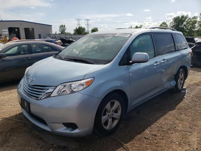 2015 Toyota Sienna LE