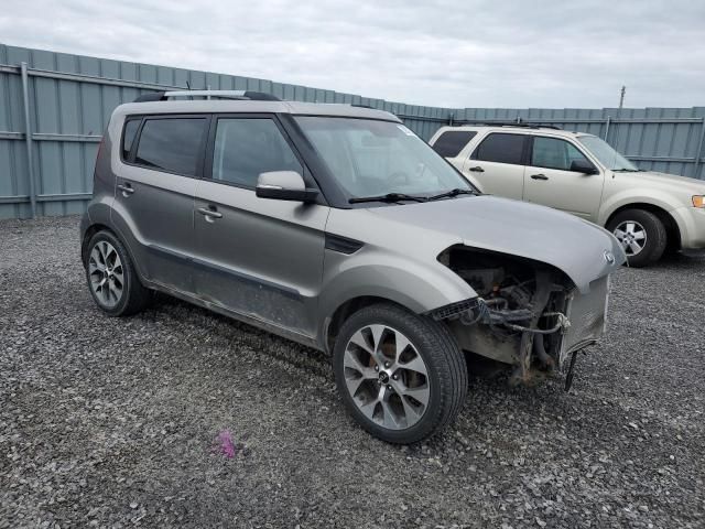 2013 KIA Soul +