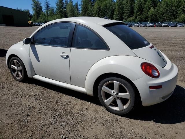 2008 Volkswagen New Beetle Triple White