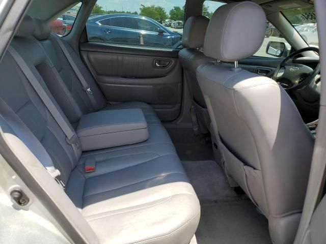 2004 Toyota Avalon XL