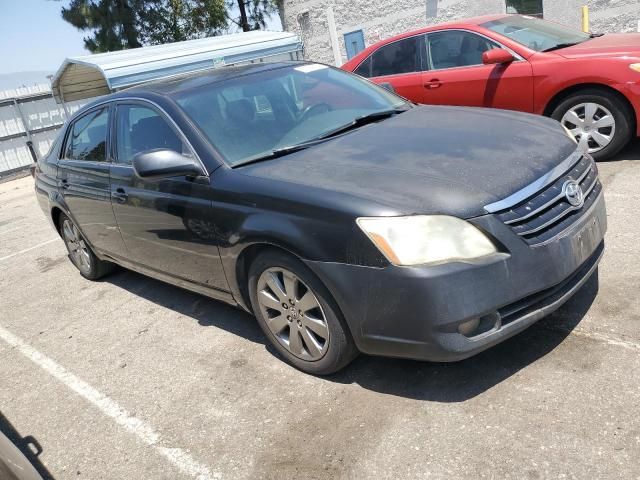 2005 Toyota Avalon XL