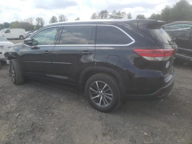 2018 Toyota Highlander SE