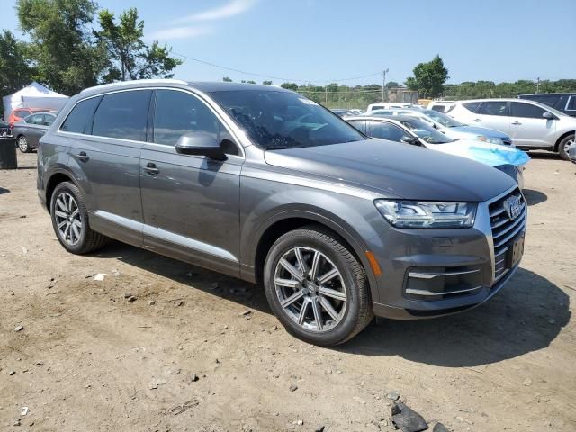 2019 Audi Q7 Premium Plus