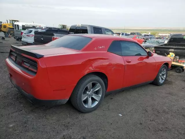 2016 Dodge Challenger SXT