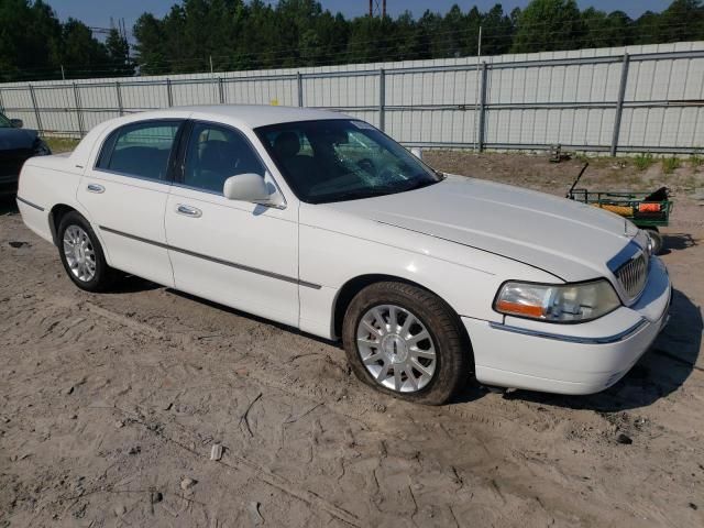 2006 Lincoln Town Car Signature