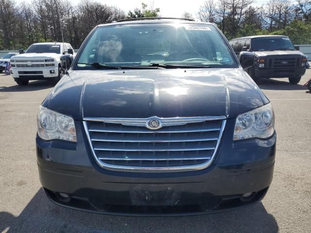 2010 Chrysler Town & Country Touring