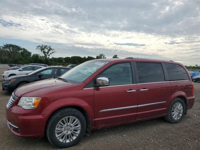 2016 Chrysler Town & Country Limited