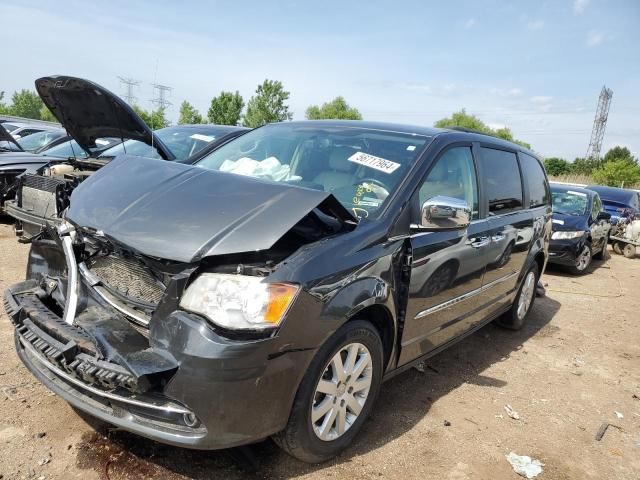 2012 Chrysler Town & Country Touring L