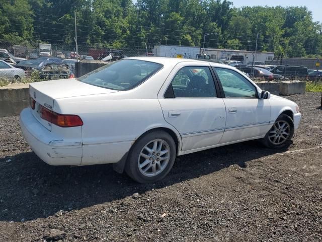 2000 Toyota Camry LE