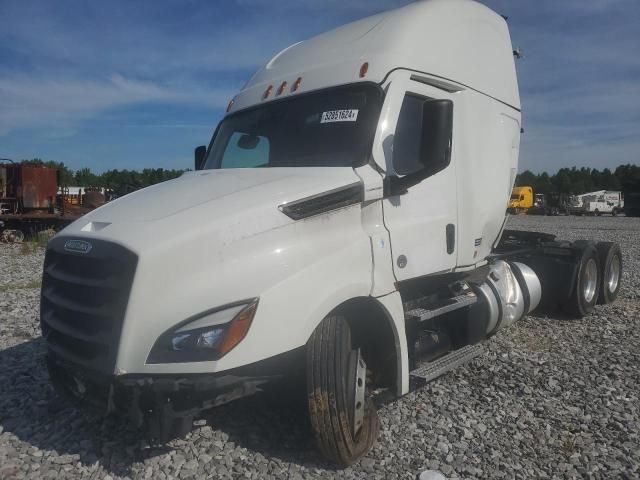 2023 Freightliner Cascadia 126