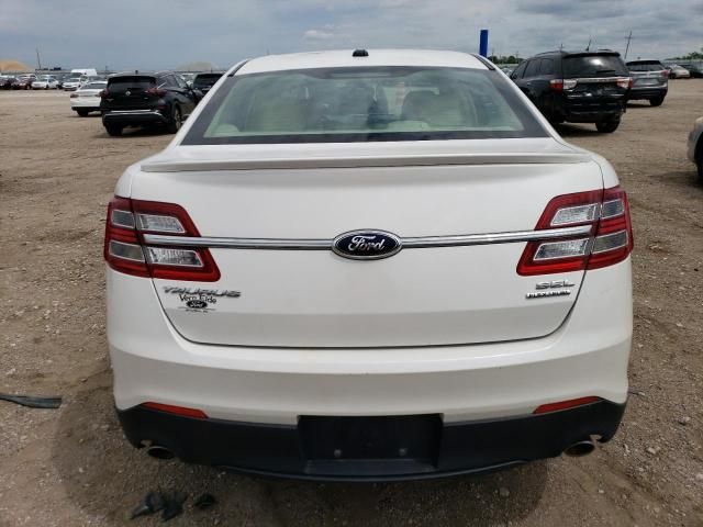 2014 Ford Taurus SEL