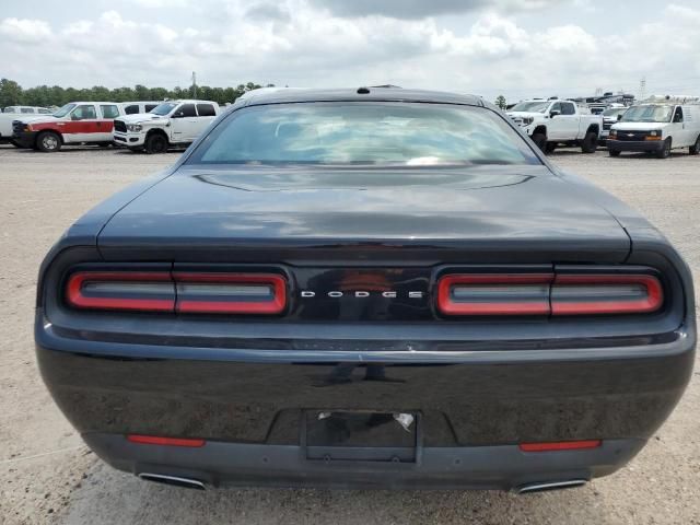 2015 Dodge Challenger SXT