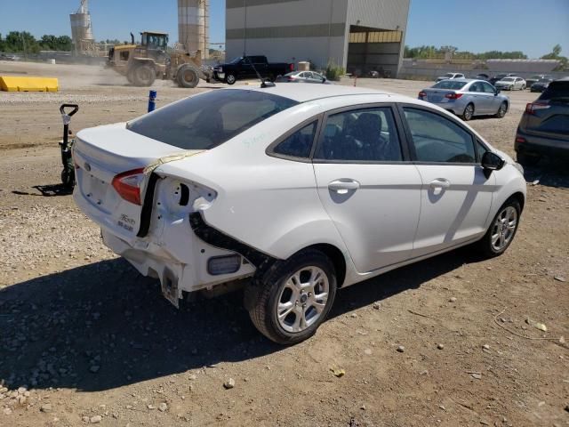 2016 Ford Fiesta SE