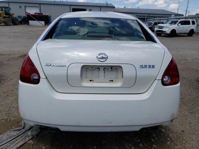 2004 Nissan Maxima SE