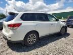 2016 Nissan Pathfinder S