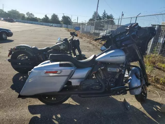 2019 Harley-Davidson Flhxs