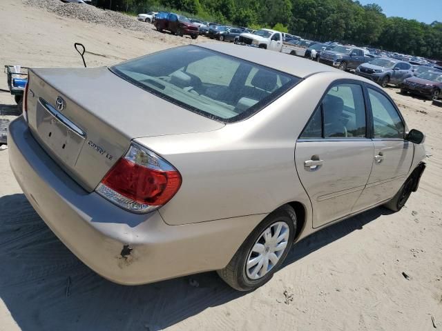 2005 Toyota Camry LE