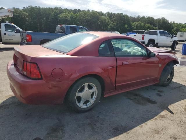 2004 Ford Mustang