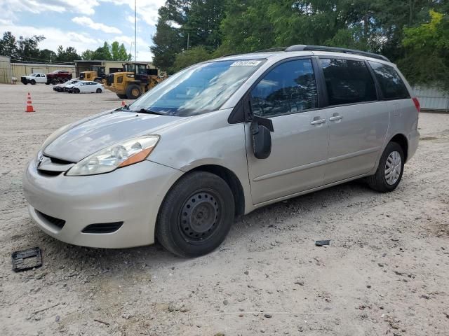 2006 Toyota Sienna CE