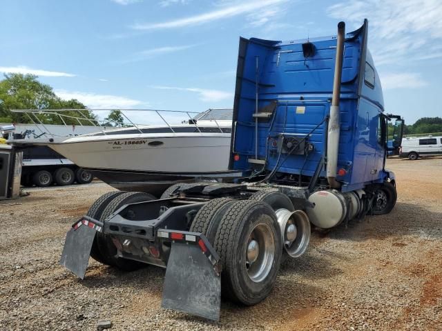 2015 Volvo VN VNL