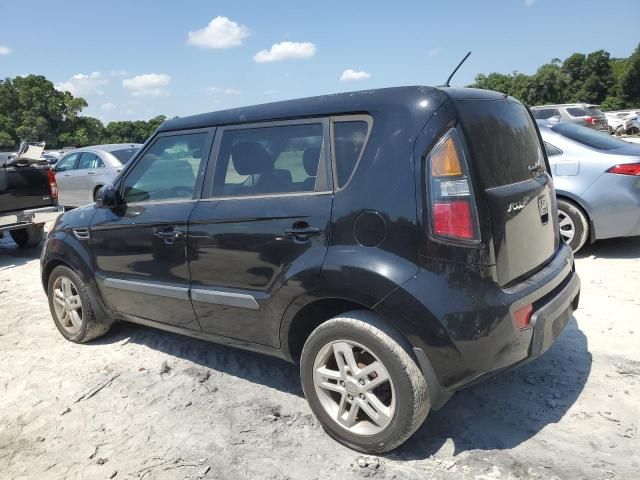 2011 KIA Soul +