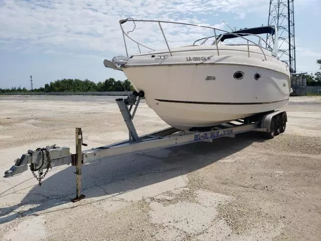 2004 Rinker Boat