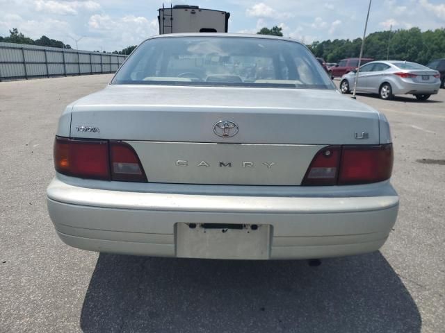 1995 Toyota Camry LE