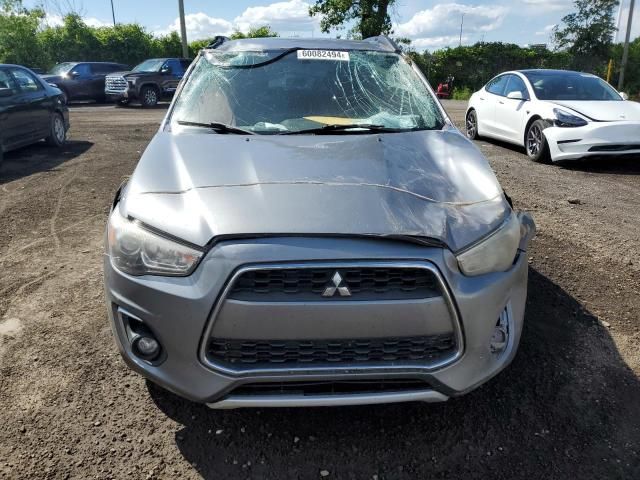 2013 Mitsubishi RVR SE