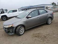 KIA Vehiculos salvage en venta: 2010 KIA Forte EX