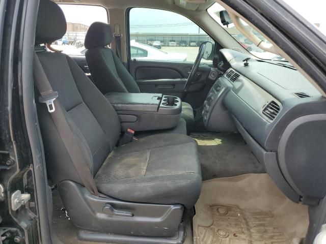 2010 Chevrolet Suburban C1500  LS