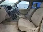 2000 Nissan Frontier Crew Cab XE