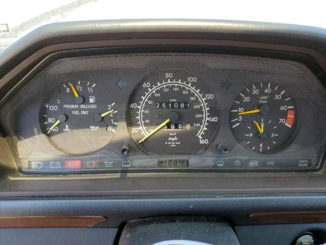 1992 Mercedes-Benz 300 E 2.6