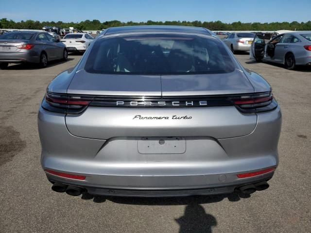 2018 Porsche Panamera Turbo