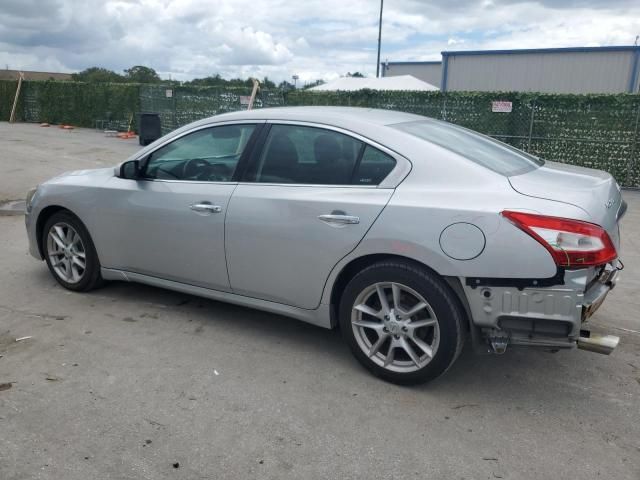 2010 Nissan Maxima S