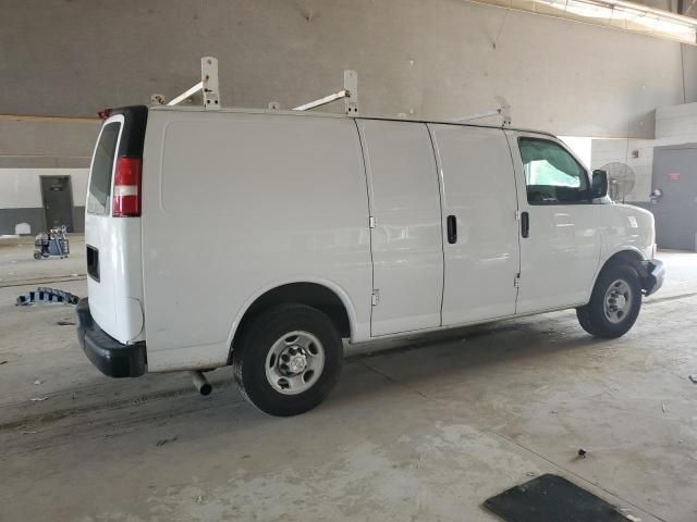 2016 Chevrolet Express G2500