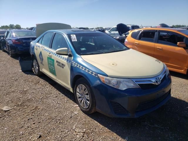 2013 Toyota Camry Hybrid