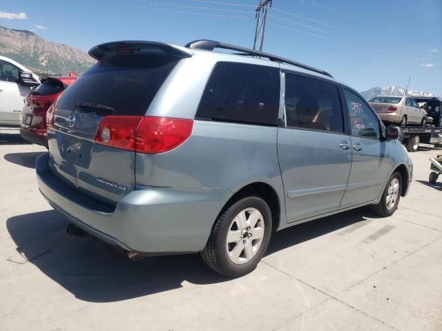 2008 Toyota Sienna XLE